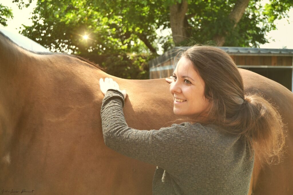 Mégane Jannet saddle fitter intervennante Equimova
